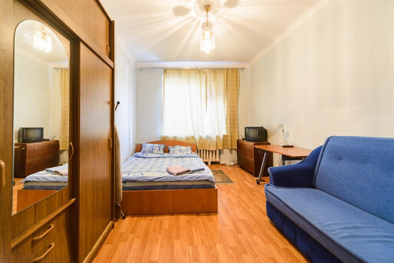 Квартира По Адресу Ул. Черняховского 12 Kiev Ngoại thất bức ảnh